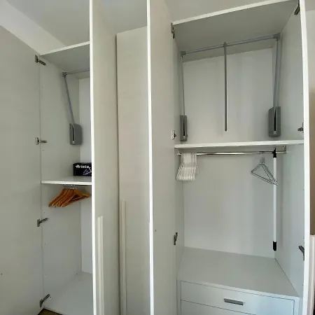Splendido Trilocale Deluxe Vista Mare, Box E Piscina - Poggio Fiorito Apt 알라시오