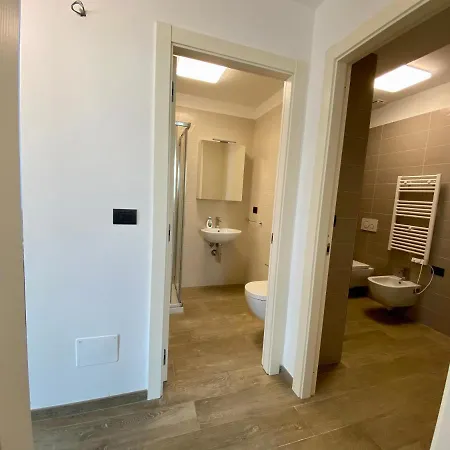 Splendido Trilocale Deluxe Vista Mare, Box E Piscina - Poggio Fiorito Apt Appartement *